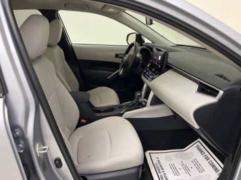 2022 Toyota Corolla Cross LE