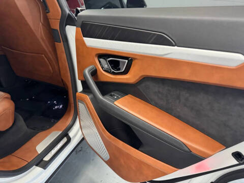 2021 Lamborghini Urus