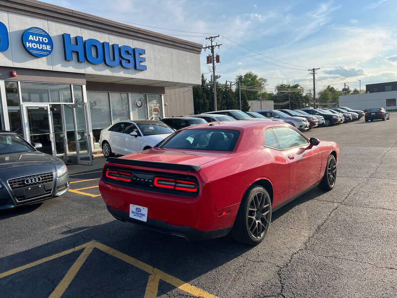 2015 Dodge Challenger SXT