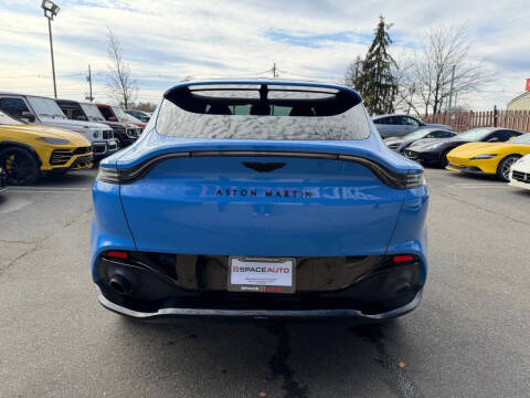 2021 Aston Martin DBX