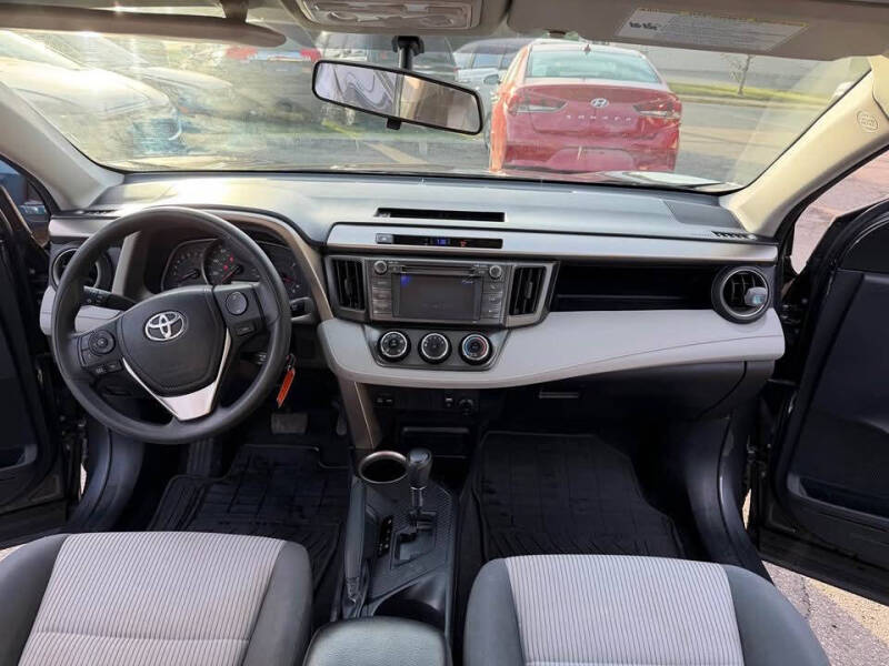 2013 Toyota RAV4 LE