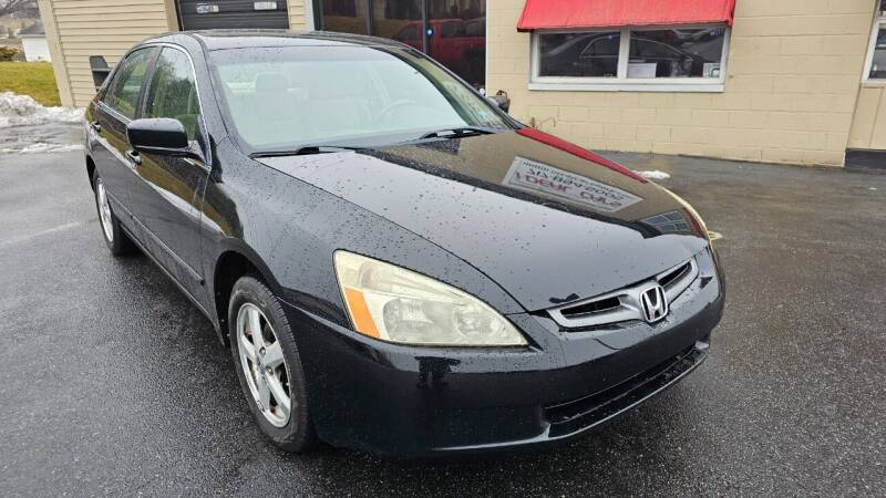 2004 Honda Accord for sale at I-Deal Cars LLC in York PA