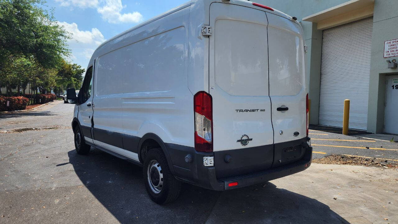 2015 Ford Transit  - $20,900