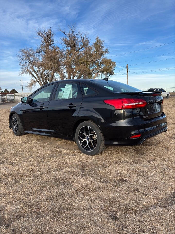 2015 Ford Focus for sale at Country Auto in Fort Morgan, CO