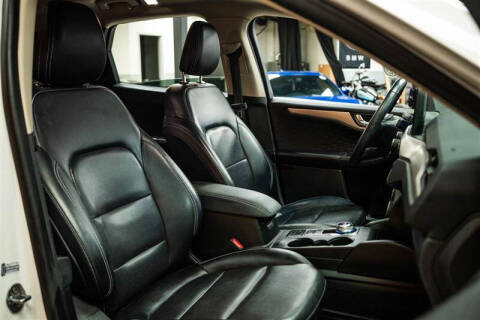 2020 Ford Escape Hybrid SE Sport