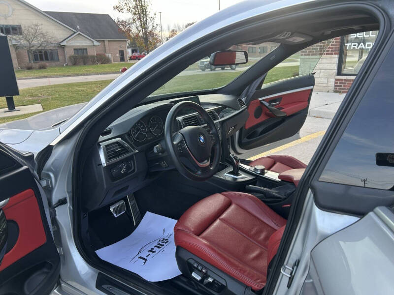 2018 BMW 3 Series 330i xDrive Gran Turismo