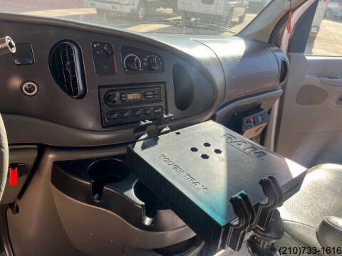 2006 Ford E-Series E-350 SD
