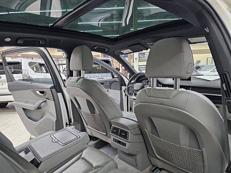 2017 Audi Q7 2.0T quattro Premium Plus