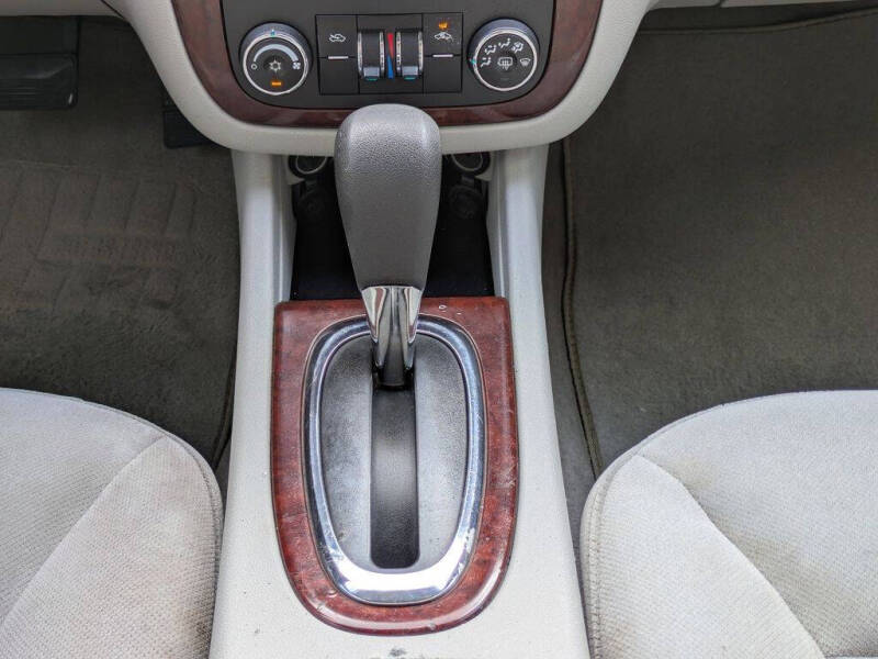 2010 Chevrolet Impala LS
