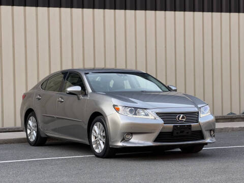 2015 Lexus ES 300h