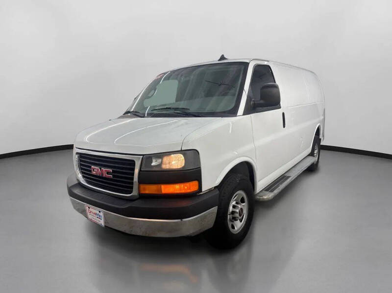 2022 GMC Savana 2500