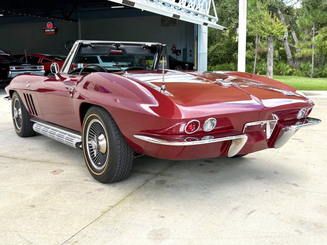 1966 Chevrolet Corvette 13