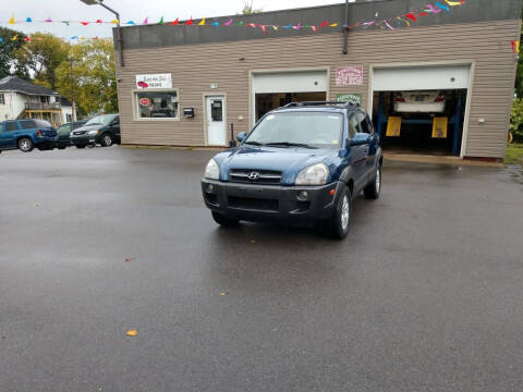 2006 Hyundai Tucson for sale at Boutot Auto Sales in Massena NY