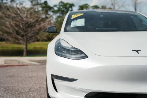 2021 Tesla Model 3 Standard Range Plus