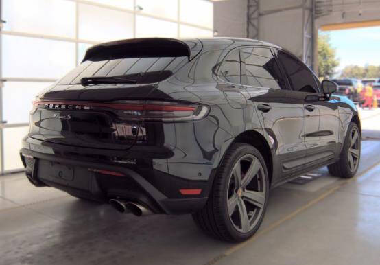 2022 Porsche Macan S