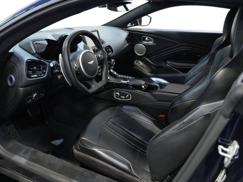 2020 Aston Martin Vantage