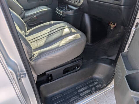 2016 Chevrolet Express LS 2500