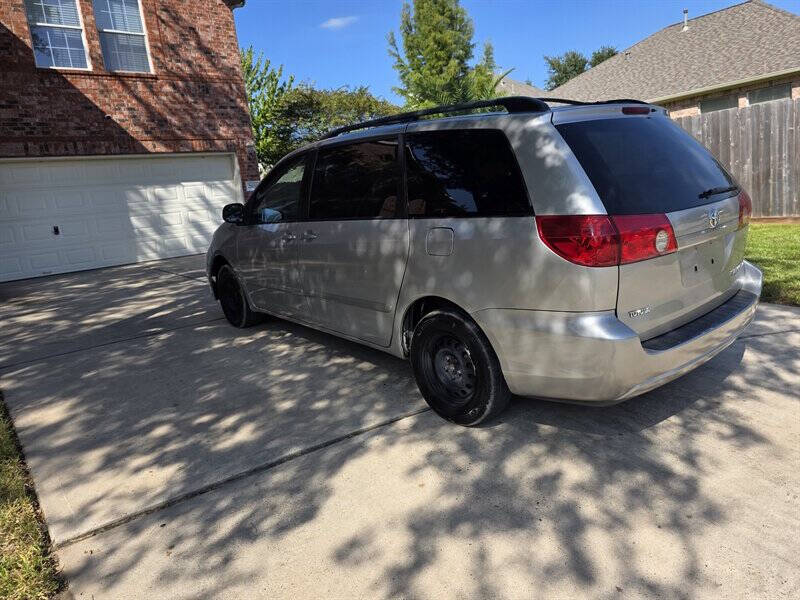 2007 Toyota Sienna LE 7-Passenger