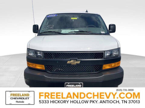 2025 Chevrolet Express 3500