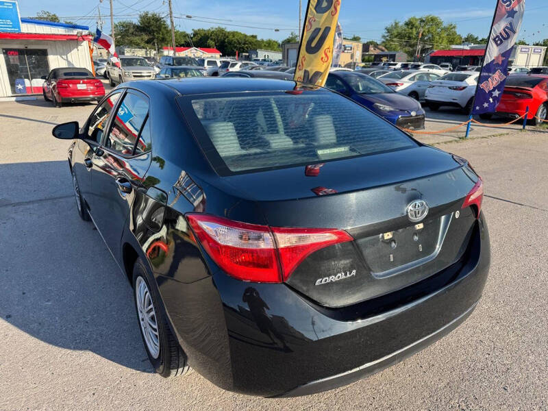 2018 Toyota Corolla LE