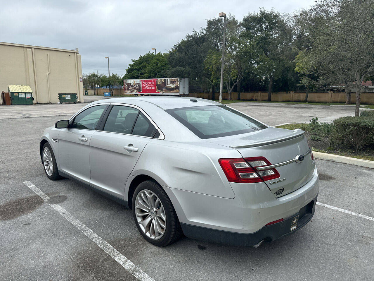 Silver 2015 Ford Taurus Limited Limited 4dr Sedan 1