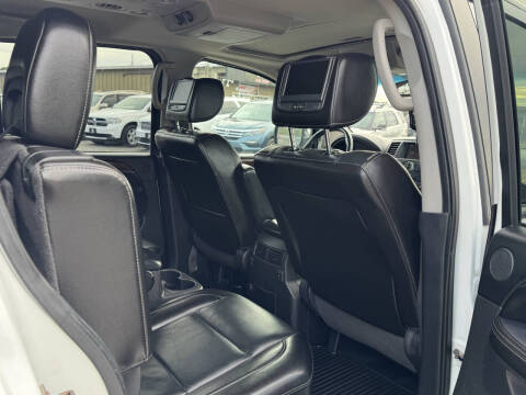 2013 Nissan Armada Platinum