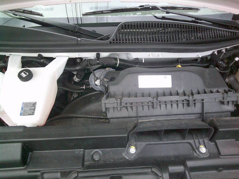 2024 GMC Savana 2500