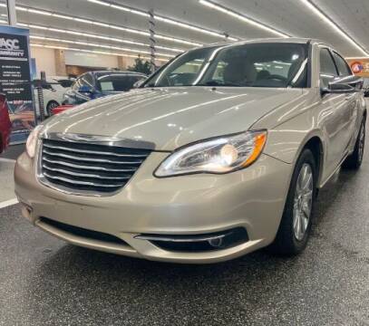 2013 Chrysler 200 for sale at Dixie Motors in Fairfield OH