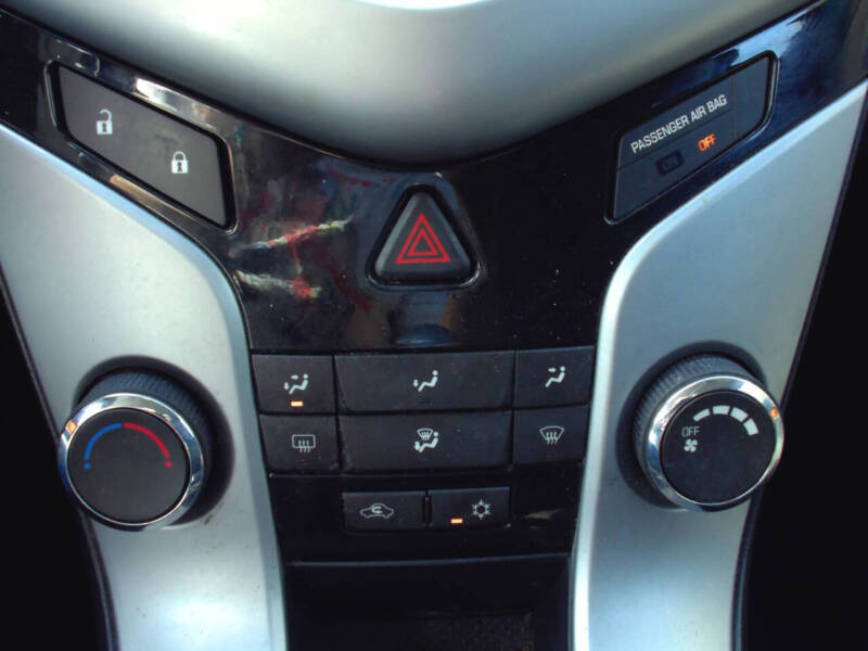 2011 Chevrolet Cruze LT