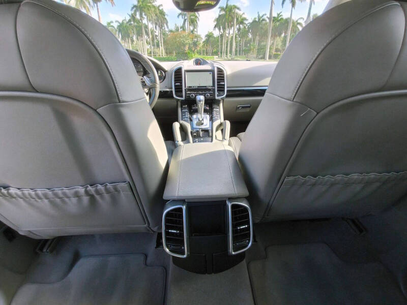 2014 Porsche Cayenne
