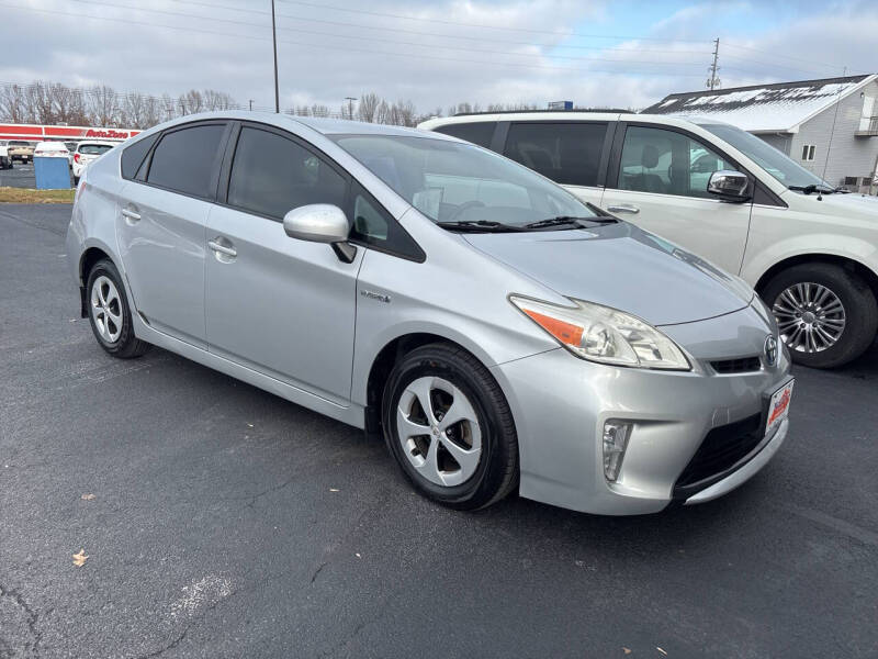 2015 Toyota Prius Three's photo