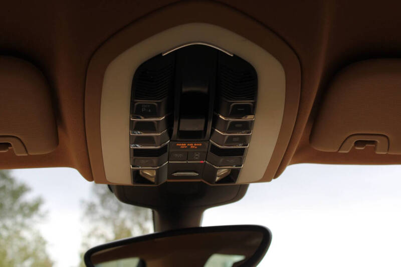 2012 Porsche Panamera