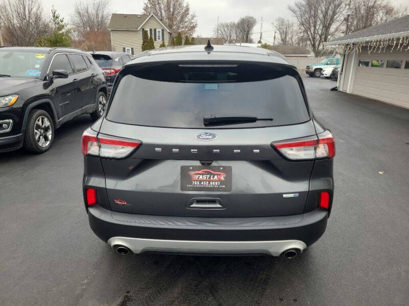 2020 Ford Escape SE
