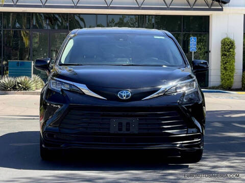 2021 Toyota Sienna LE 8-Passenger