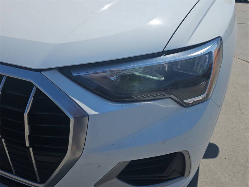 2021 Audi Q3 quattro Premium 40 TFSI