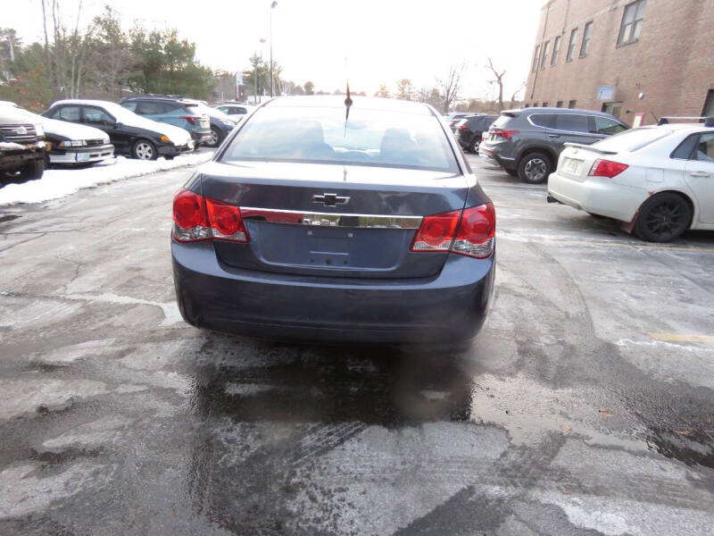 2014 Chevrolet Cruze LS Manual