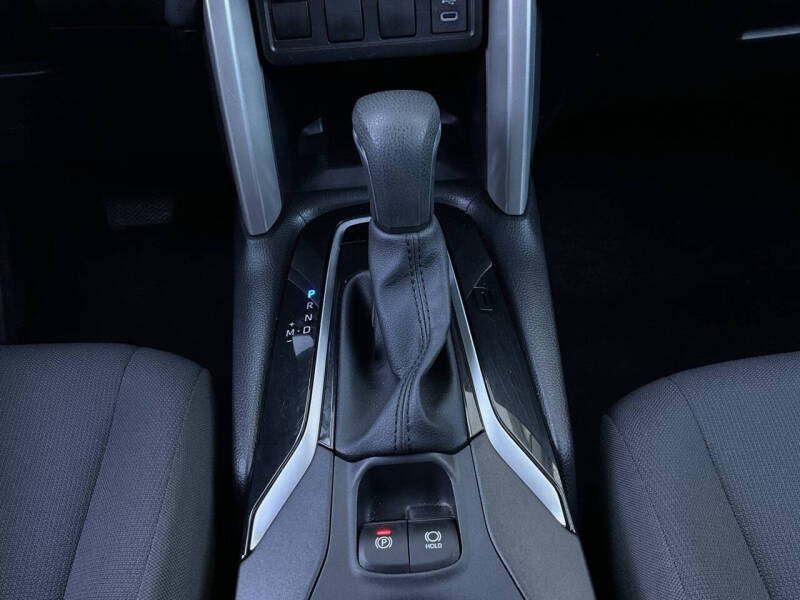 2025 Toyota Corolla Cross LE