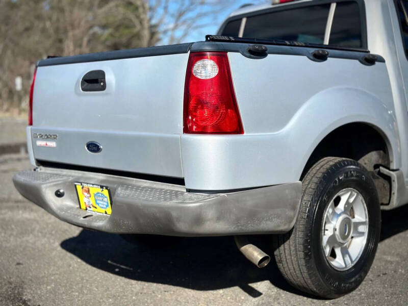 2002 Ford Explorer Sport Trac Value