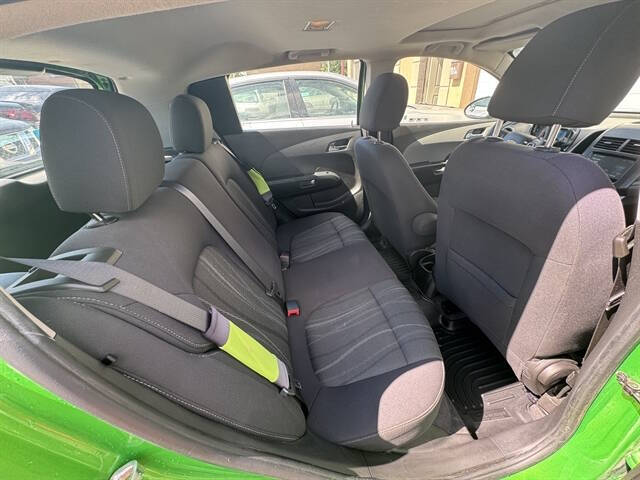 2014 Chevrolet Sonic LT Manual
