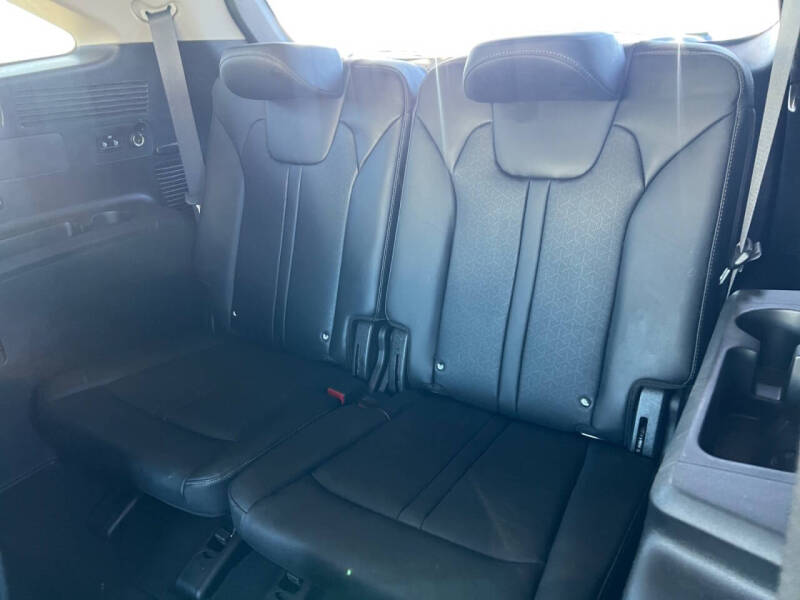 2024 Kia Sorento Hybrid EX