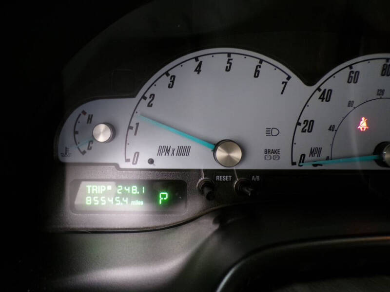 2002 Ford Thunderbird Deluxe