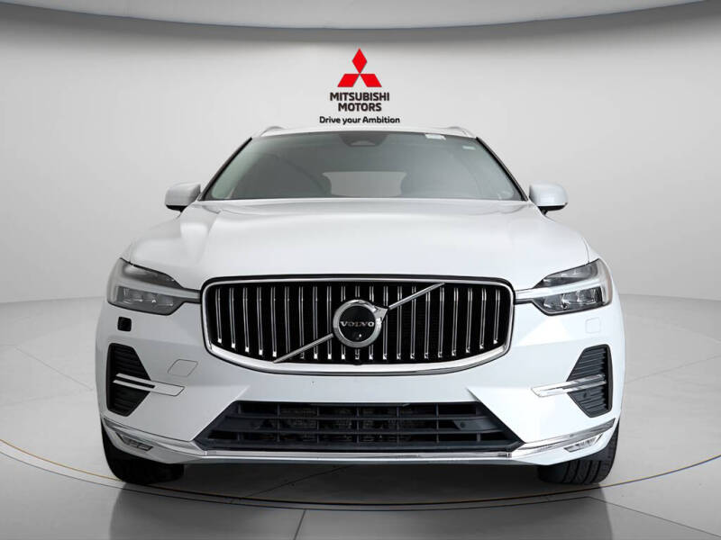 2023 Volvo XC60 B5 Plus Bright Theme