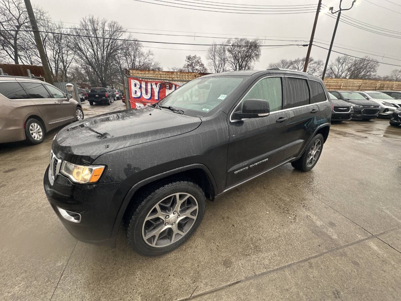 2018 Jeep Grand Cherokee for sale at VIP Motor Sales in Hazel Park, MI