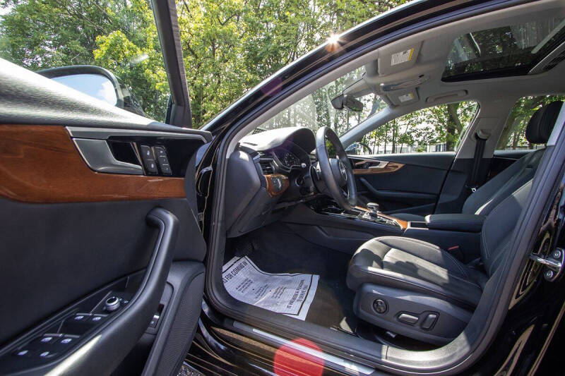 2023 Audi A4 quattro Premium 40 TFSI