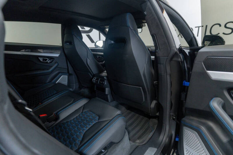 2019 Lamborghini Urus