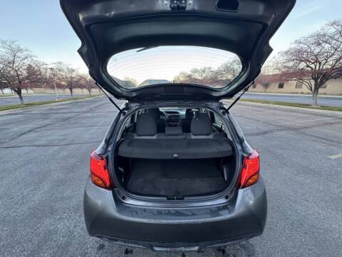 2015 Toyota Yaris 5-Door L