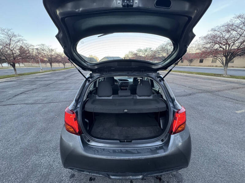 2015 Toyota Yaris 5-Door L