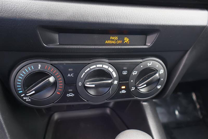 2015 Mazda MAZDA3 i SV