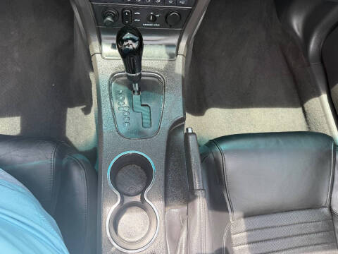 2002 Ford Thunderbird Deluxe