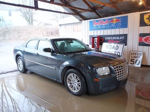 2008 Chrysler 300 for sale at Olde Towne Auto Sales in Germantown OH